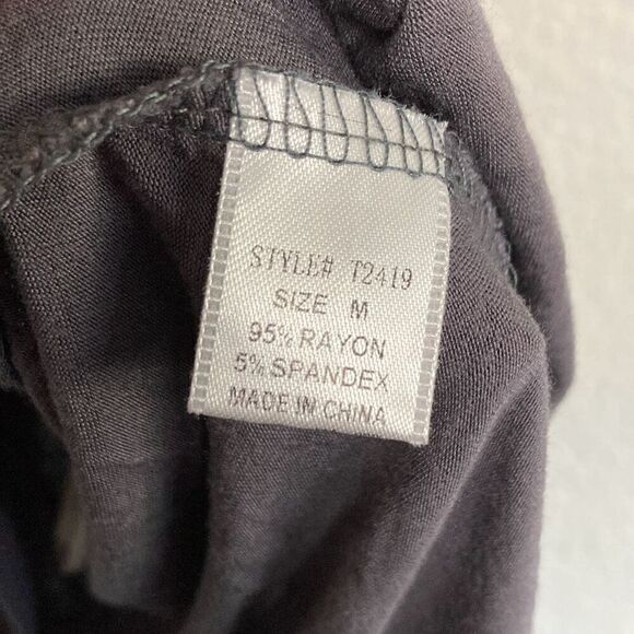 Bear Dance Keyhole Neckline Tank Top Gray size Medium - Picture 3 of 3